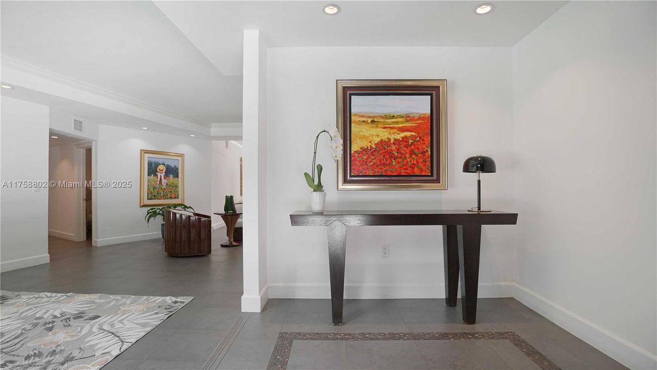 Interior, Recessed Lighting