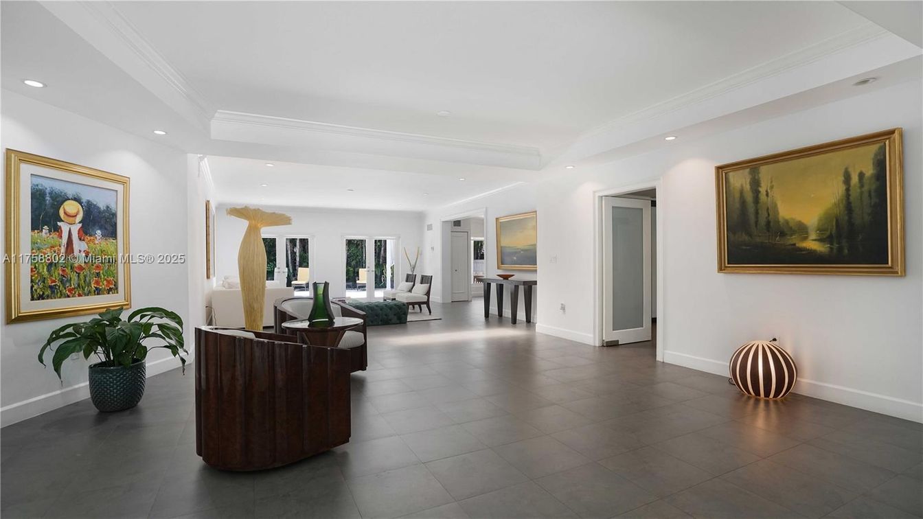 Interior, Living room, Recessed Lighting