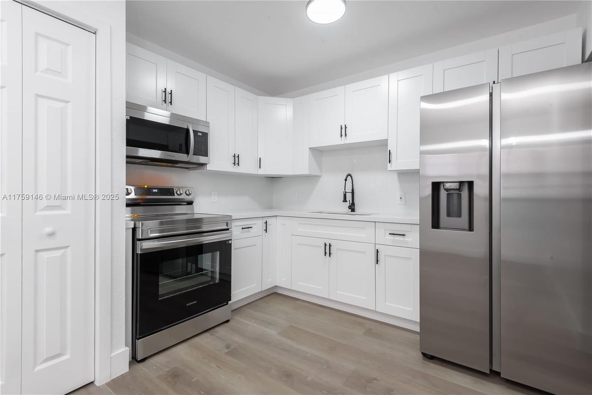 Interior, Kitchen, Stainless Steel Appliances, Wood Texture Flooring