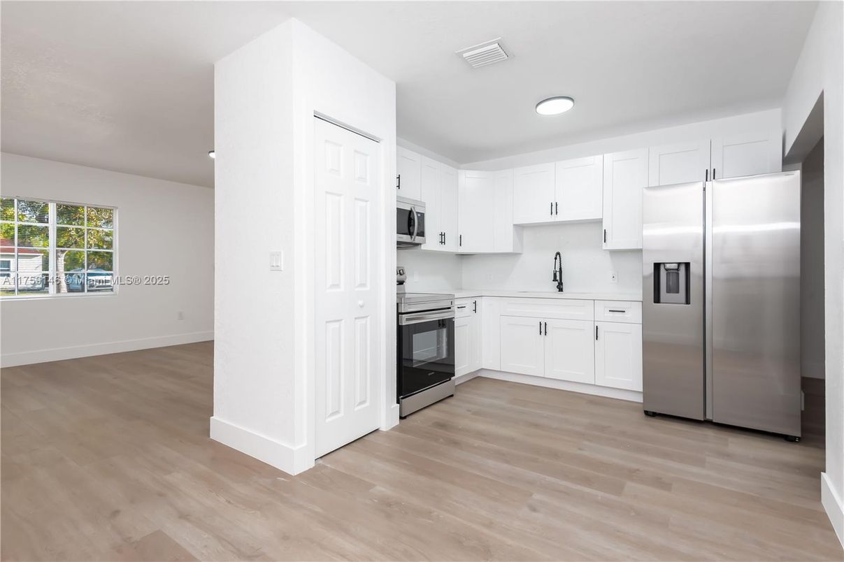 Interior, Kitchen, Stainless Steel Appliances, Wood Texture Flooring