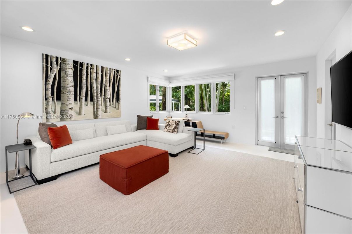 Interior, Living room, Recessed Lighting