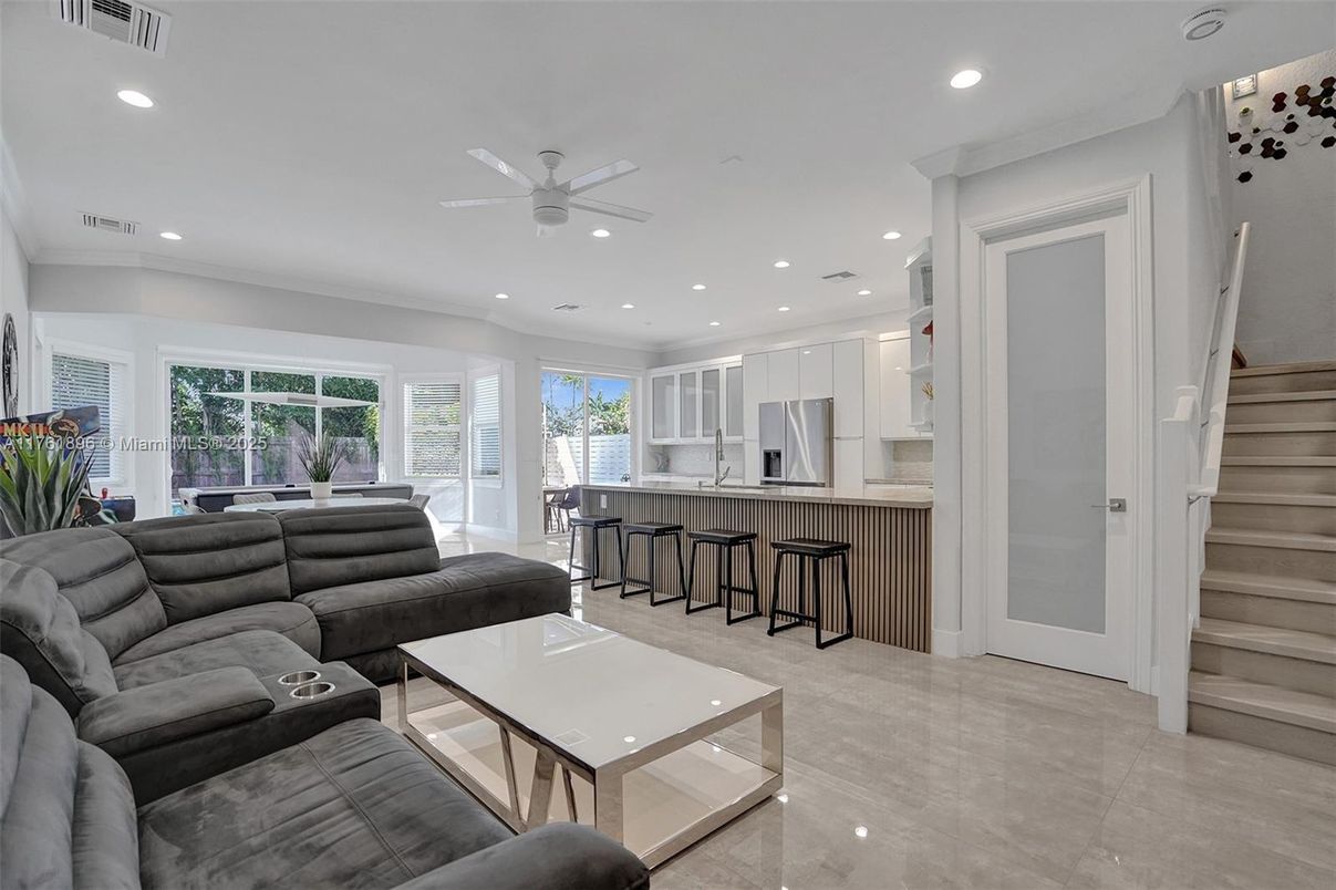 Interior, Kitchen, Living room, Recessed Lighting