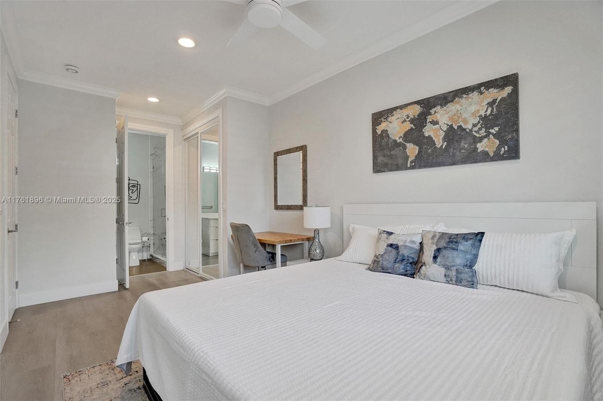 Bedroom, Interior, Recessed Lighting, Wood Texture Flooring