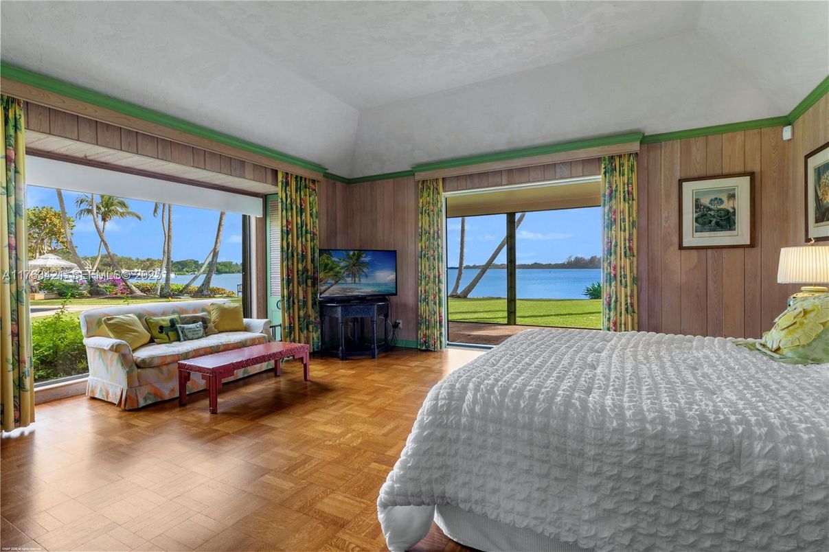 Bedroom, Fireplace, Interior, Water, Wood Texture Flooring