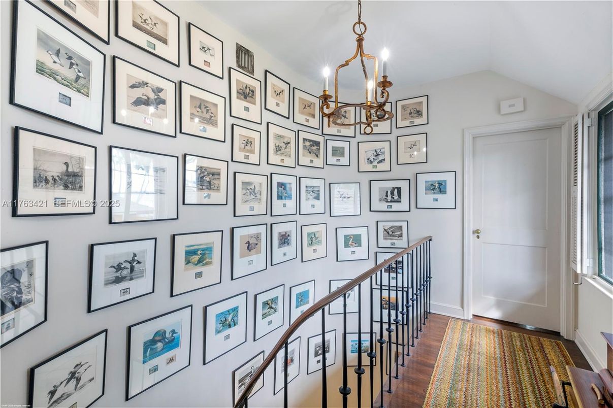 Chandelier, Interior, Wood Texture Flooring