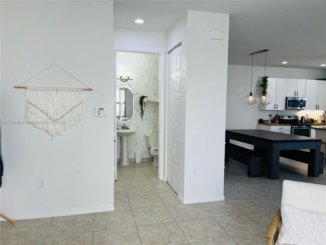 Dining room, Interior, Kitchen, Pendant Lights, Recessed Lighting