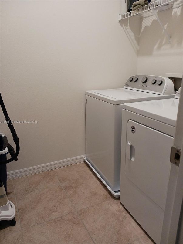 Interior, Washer