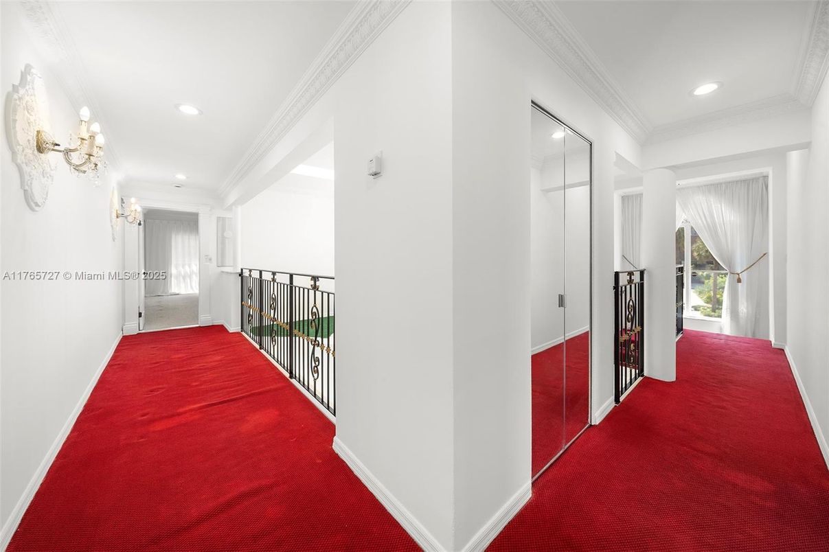 Interior, Recessed Lighting