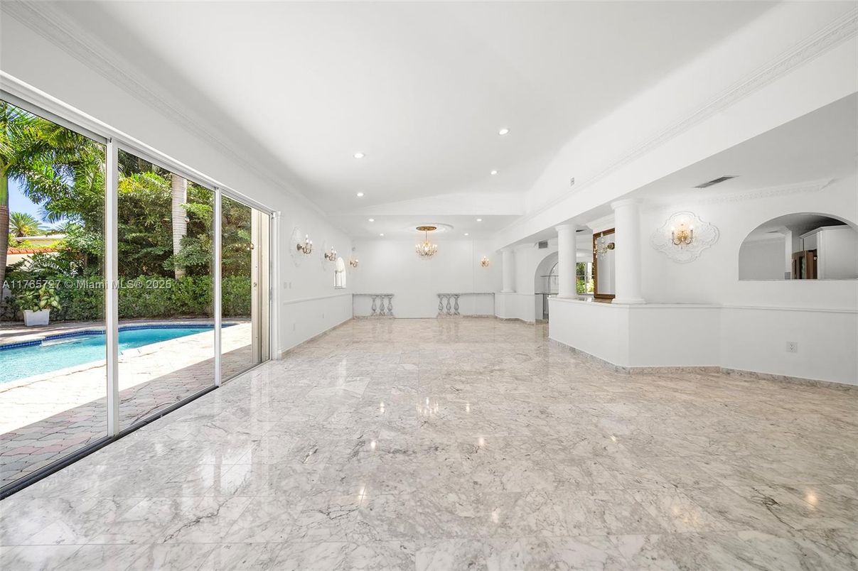 Interior, Marble, Recessed Lighting