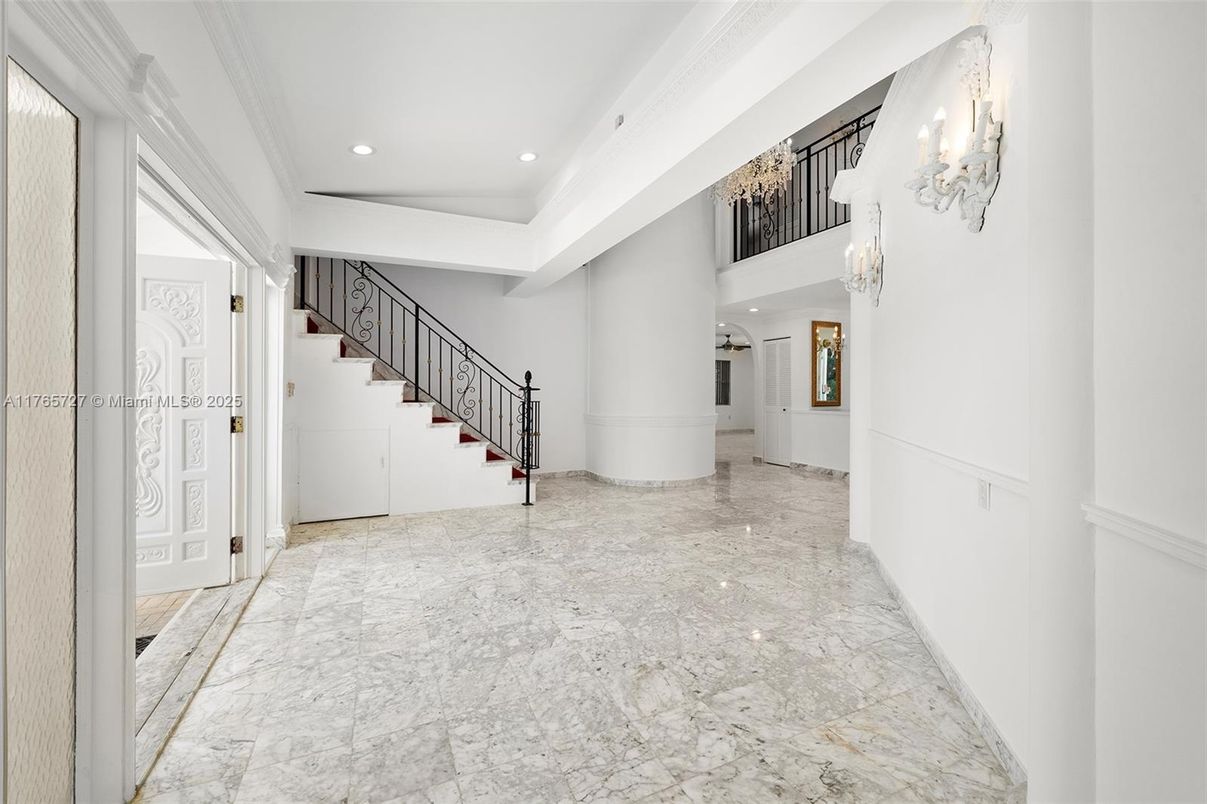 Interior, Marble, Recessed Lighting