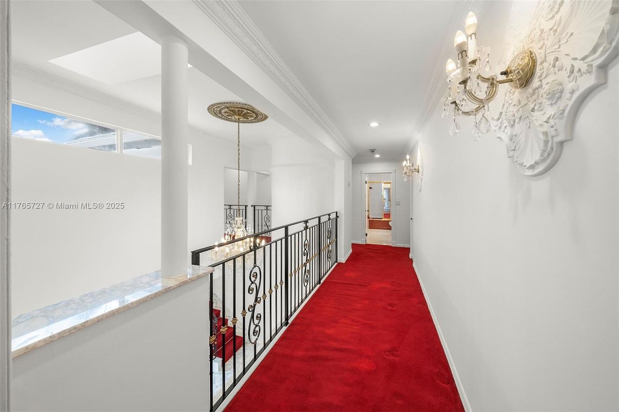 Chandelier, Interior, Recessed Lighting