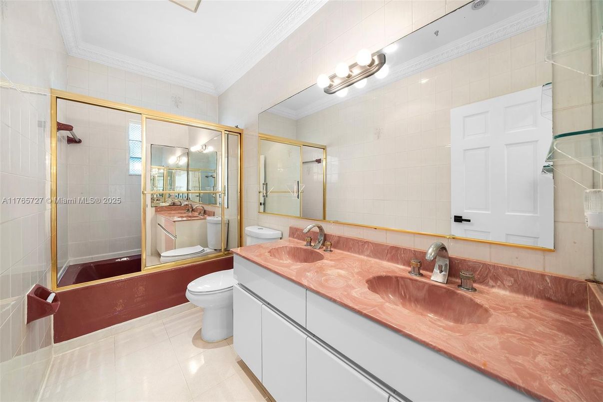 Bathroom, Dual Sink Vanities, Glass Shower, Interior