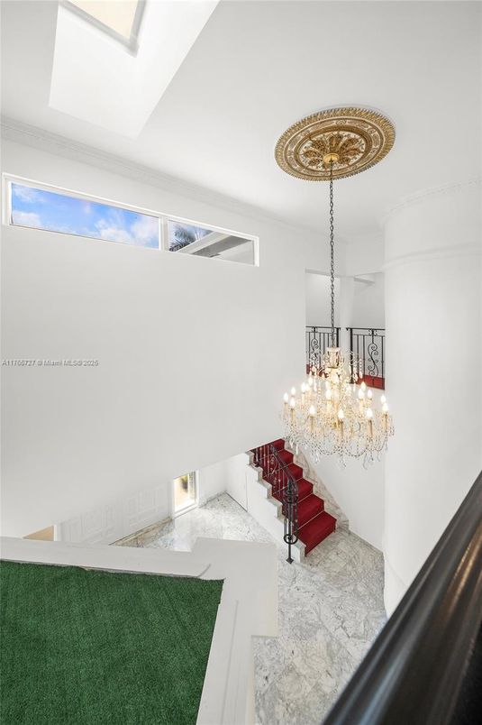 Chandelier, Interior, Marble