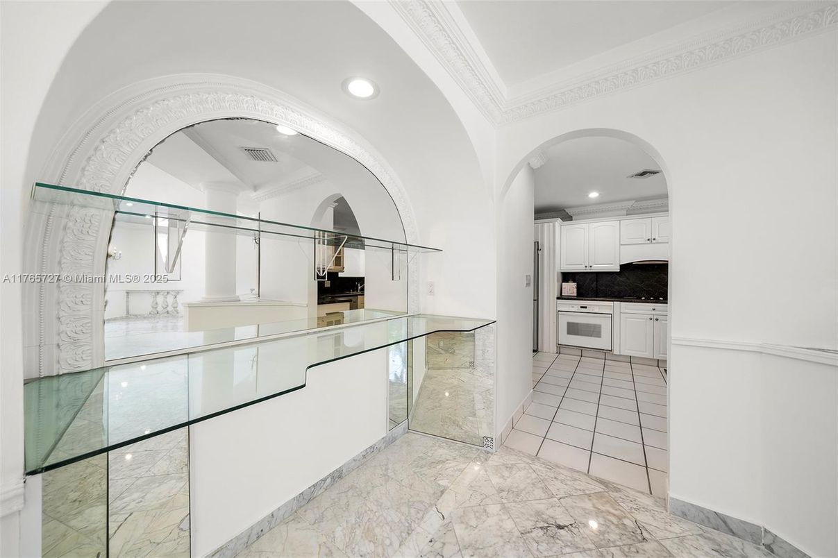 Interior, Kitchen, Marble, Recessed Lighting