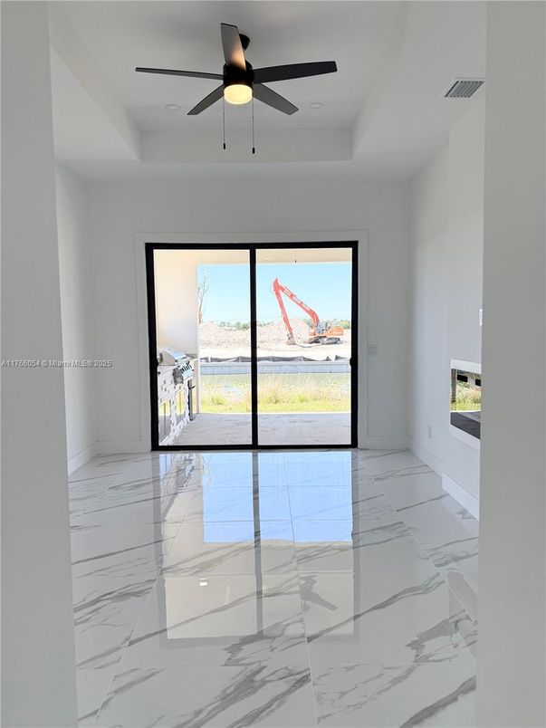 Empty room, Interior, Marble