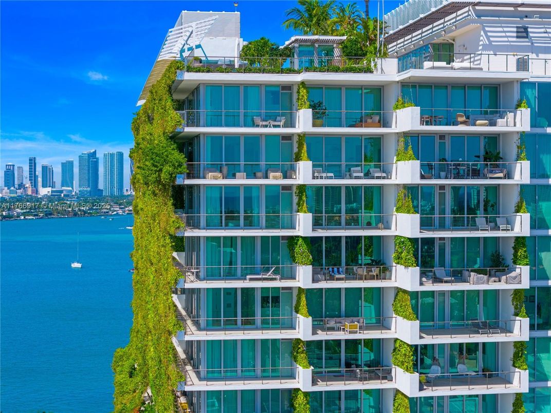 Exterior, Water