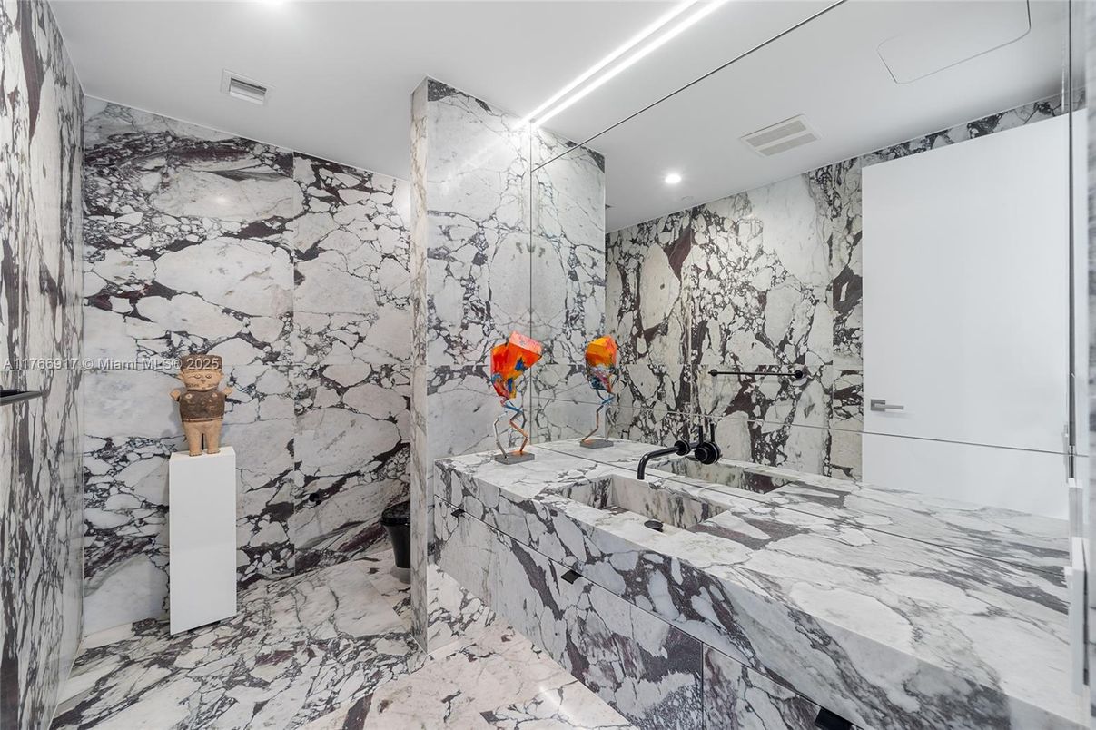 Bathroom, Interior, Marble, Marble Walls, Recessed Lighting