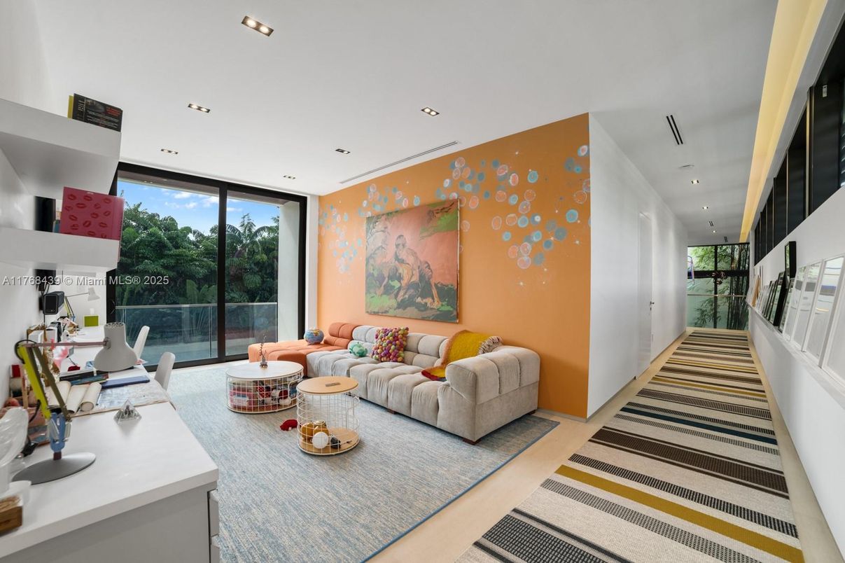 Interior, Living room, Recessed Lighting