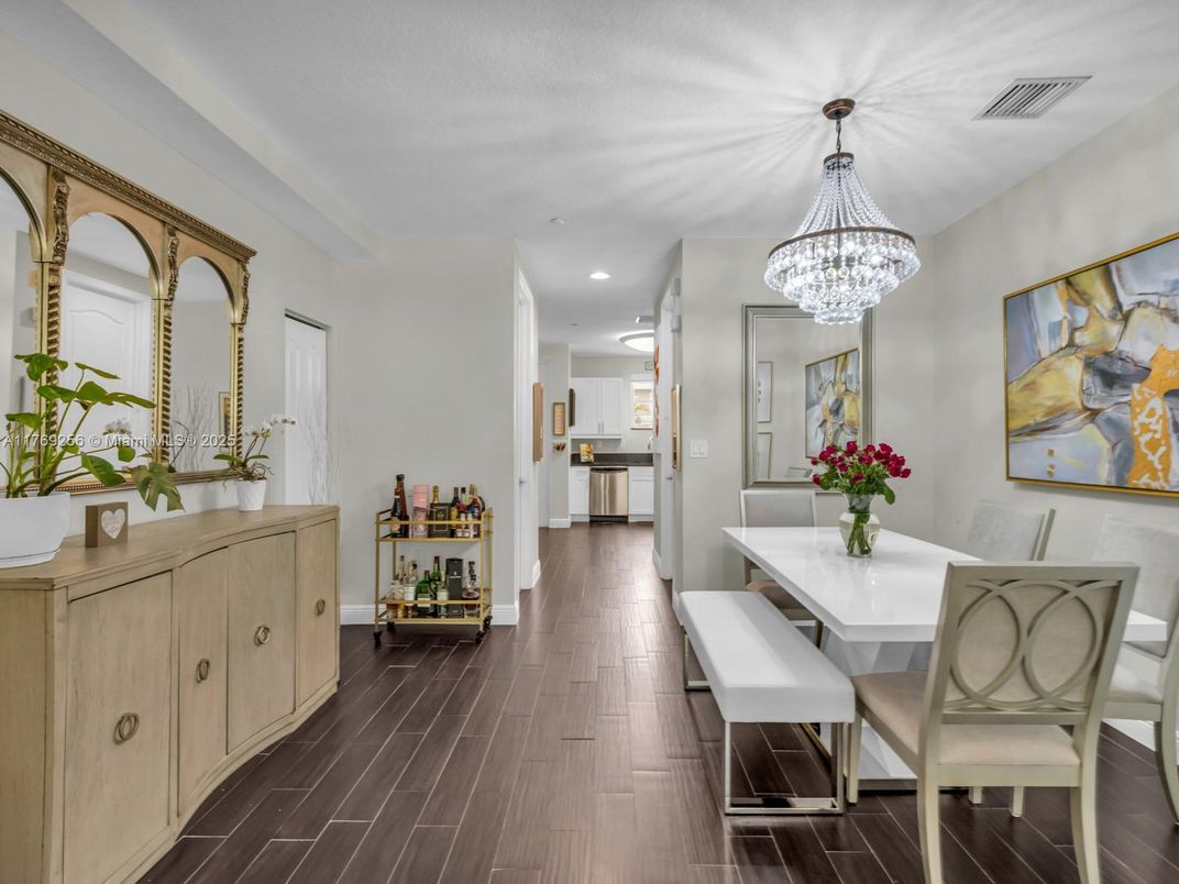 Chandelier, Dining room, Interior, Kitchen, Recessed Lighting, Wood Texture Flooring
