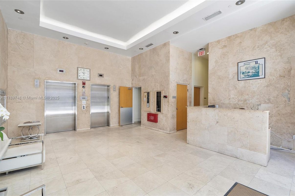 Elevator, Interior, Recessed Lighting