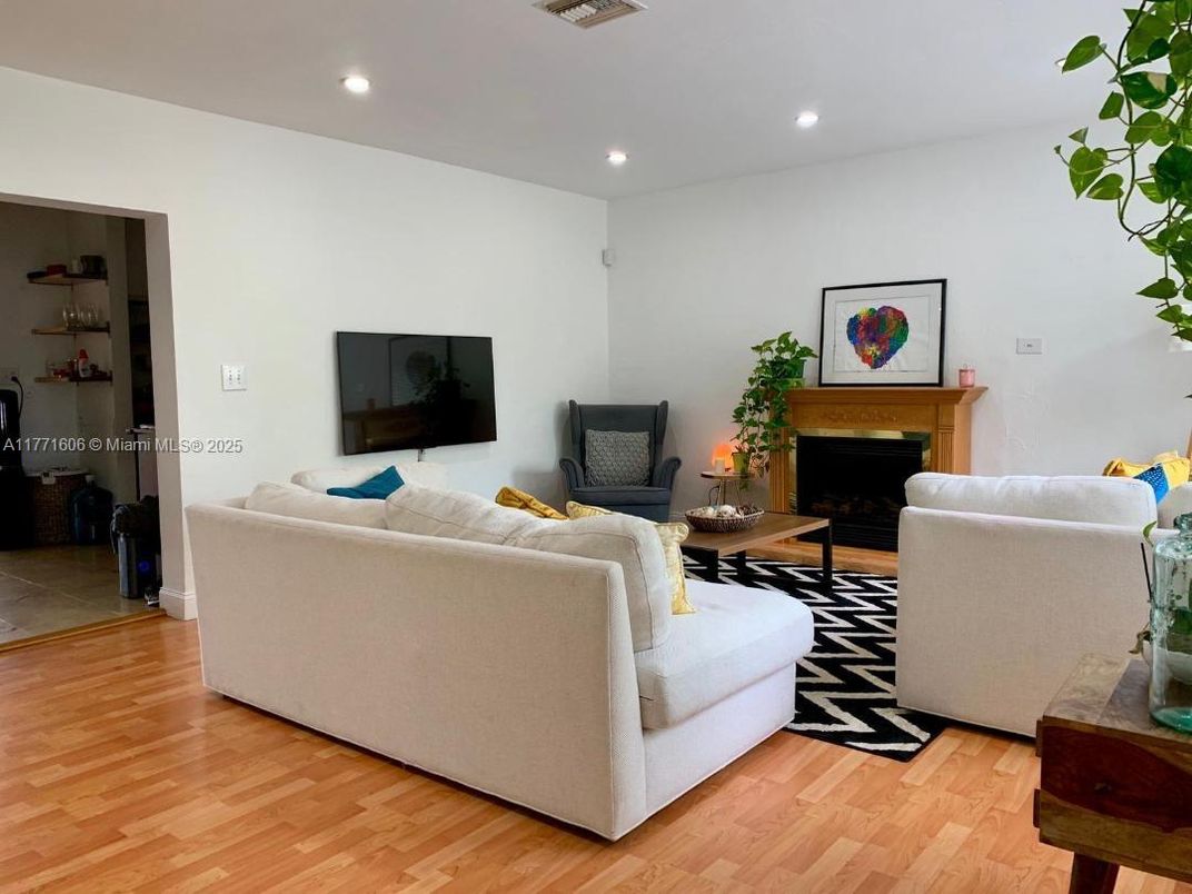 Fireplace, Interior, Living room, Recessed Lighting, Wood Texture Flooring