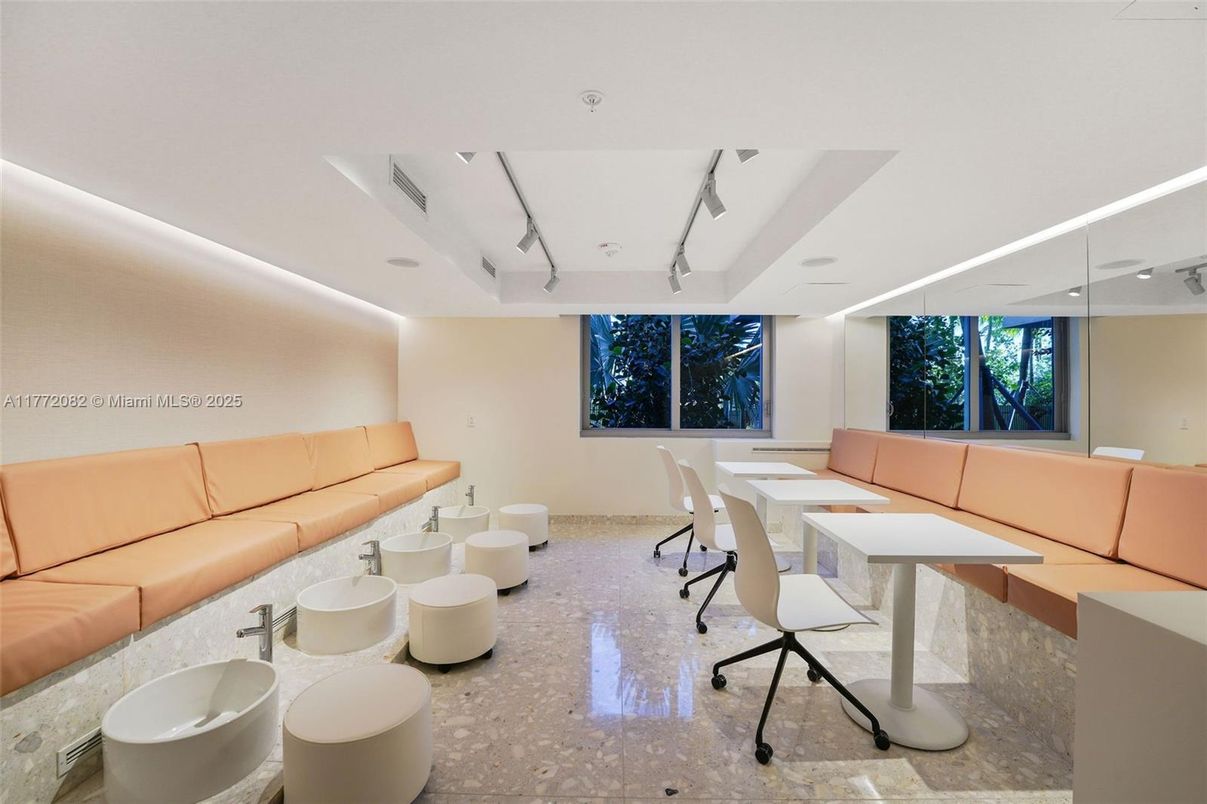 Fitness Equipment, Gym, Interior, Recessed Lighting, Wood Texture Flooring