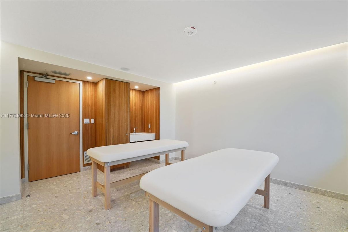 Dining room, Interior, Living room