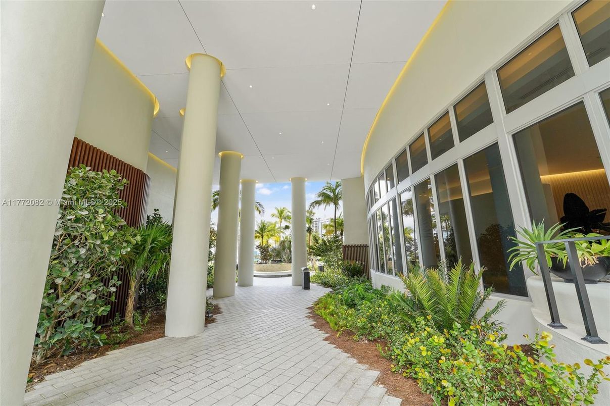 Exterior, Facade, Condo Building