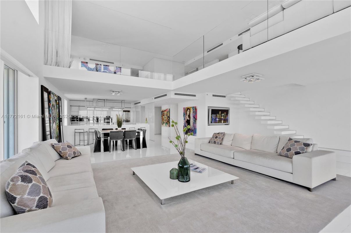 Dining room, Interior, Living room, Pendant Lights
