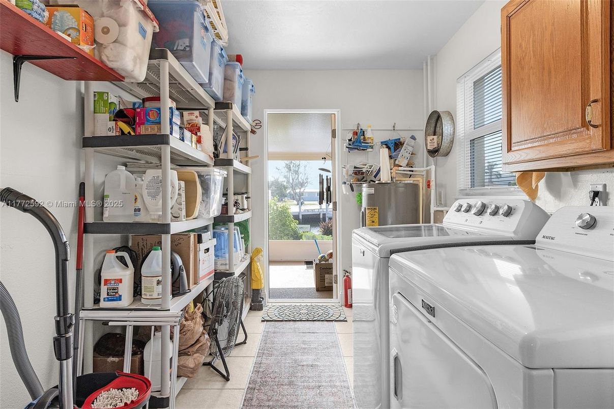 Interior, Washer