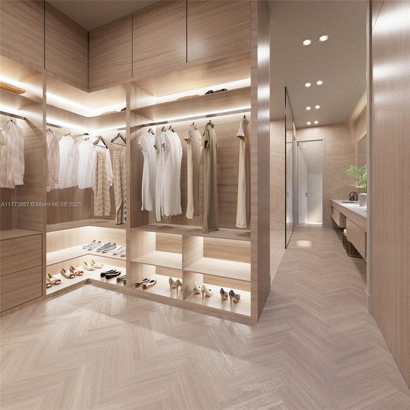 Interior, Recessed Lighting, Walk-in Closets