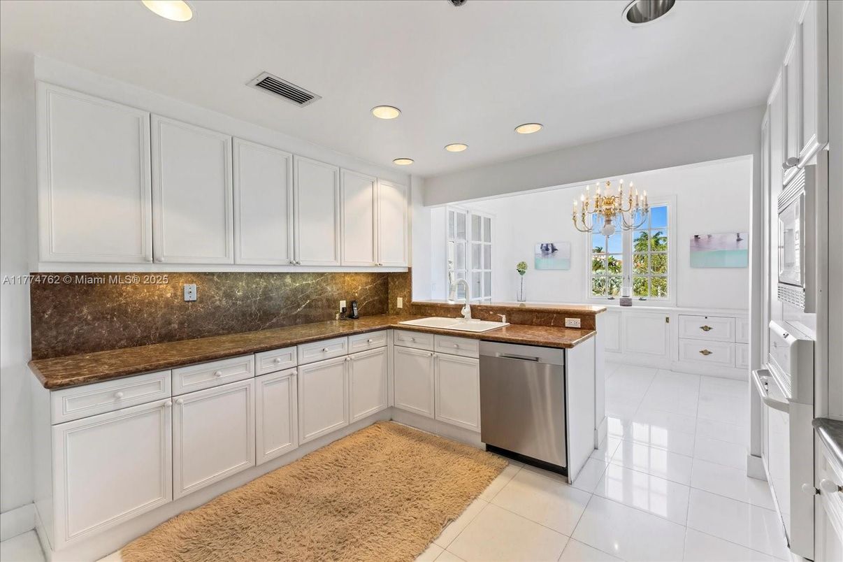 Chandelier, Interior, Kitchen, Recessed Lighting