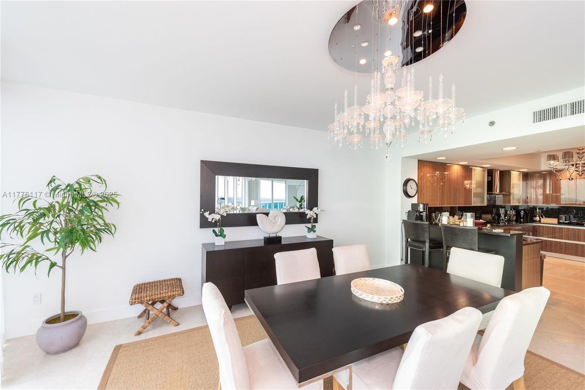 Chandelier, Dining room, Interior, Kitchen, Recessed Lighting