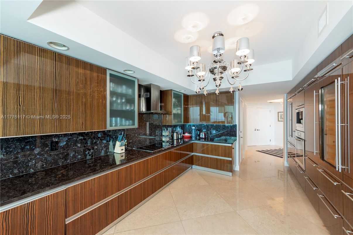 Chandelier, Interior, Kitchen