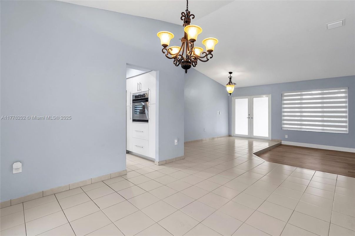 Chandelier, Empty room, Interior, Kitchen