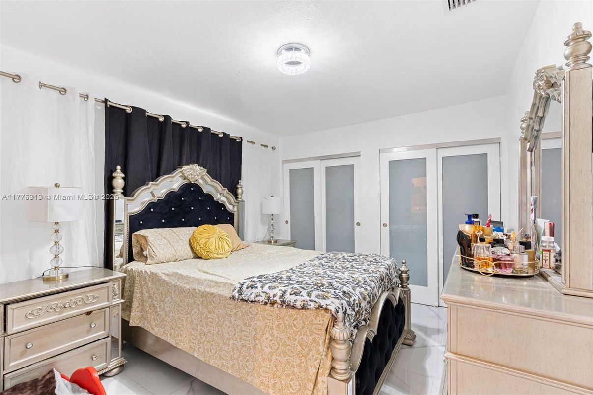 Bedroom, Interior