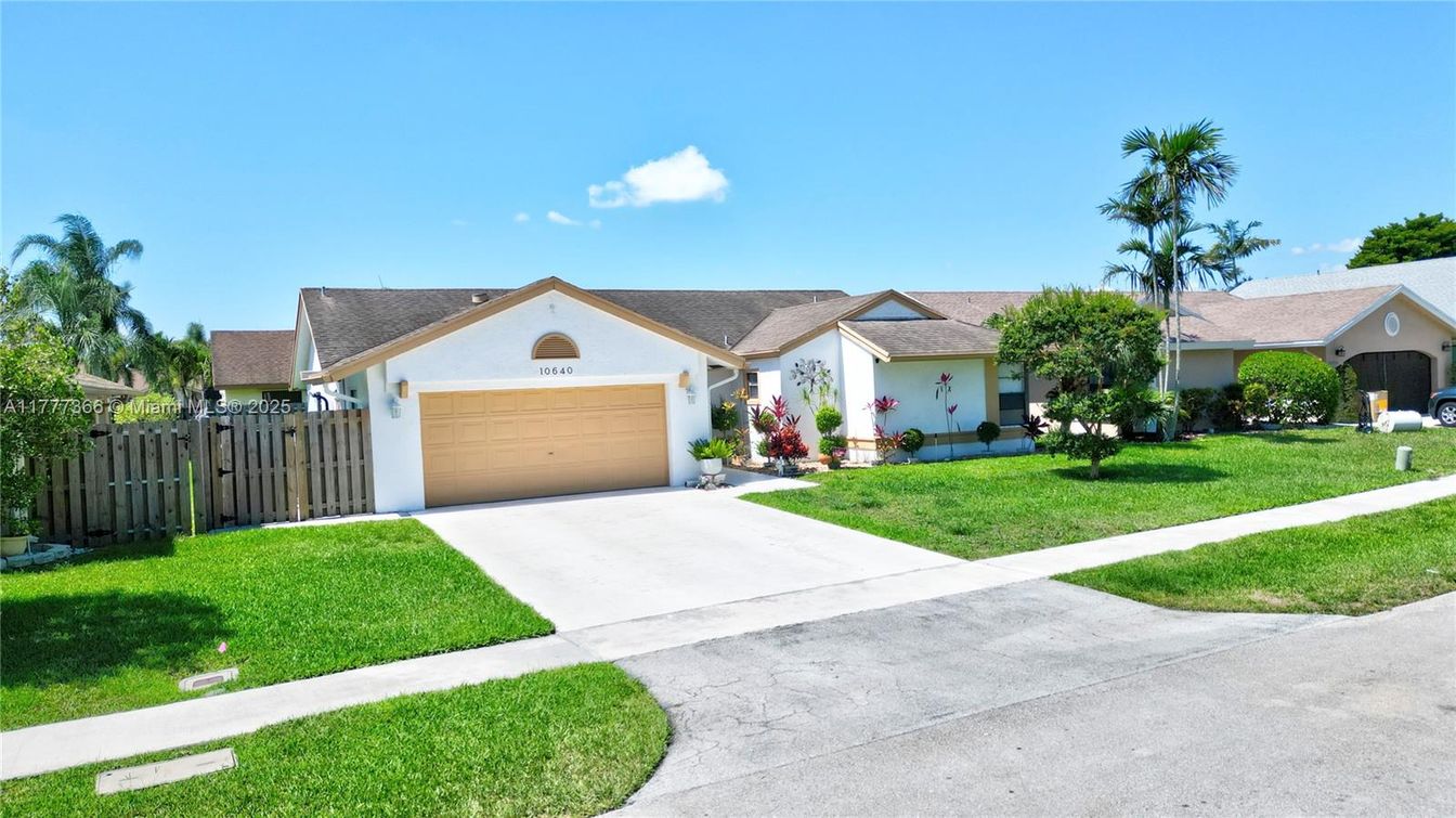 Attached, Backyard, Exterior, Facade, Ranch