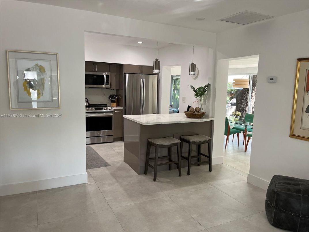 Interior, Kitchen, Pendant Lights, Recessed Lighting, Stainless Steel Appliances