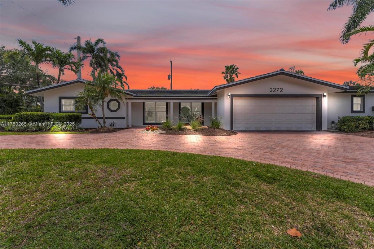 Attached, Backyard, Exterior, Facade, Ranch