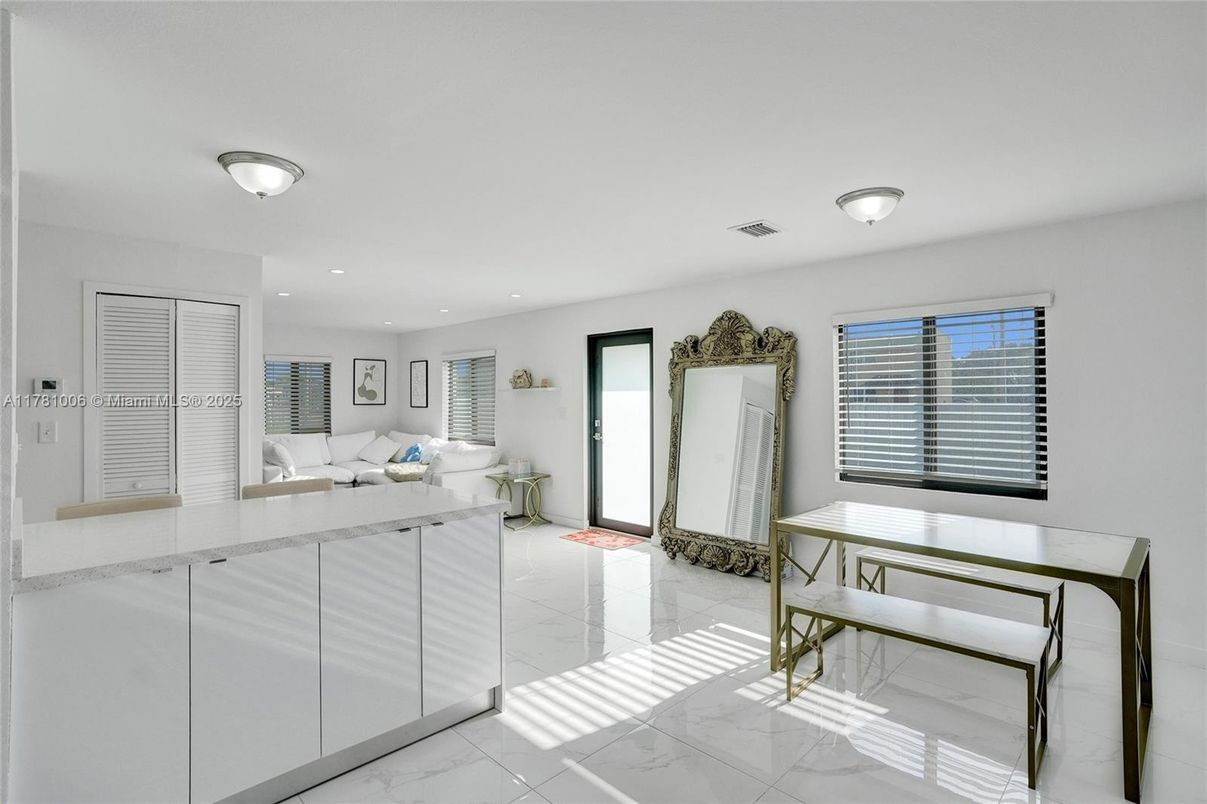 Interior, Living room, Marble, Recessed Lighting