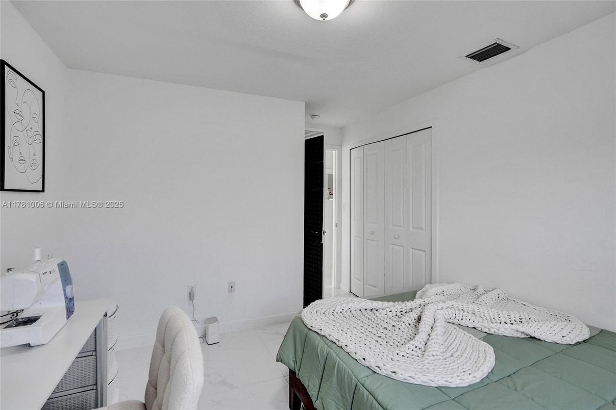 Bedroom, Interior, Marble