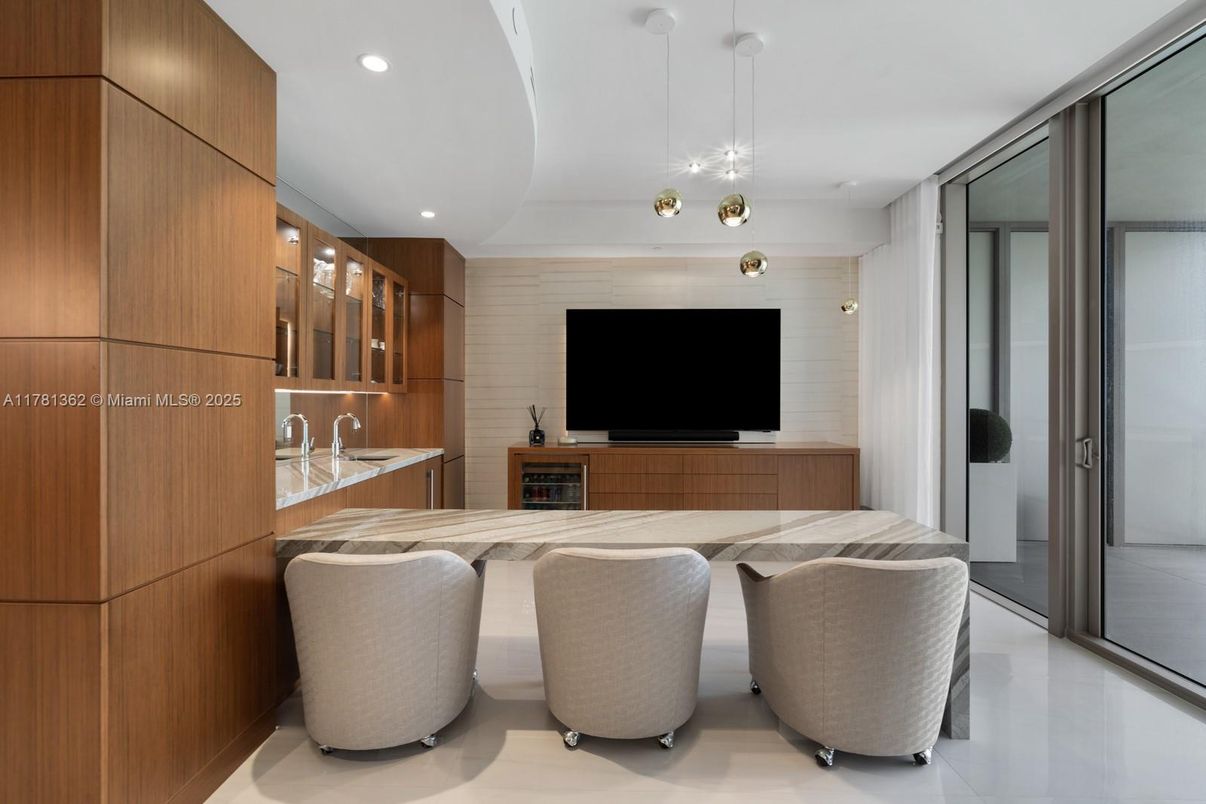 Interior, Pendant Lights, Recessed Lighting