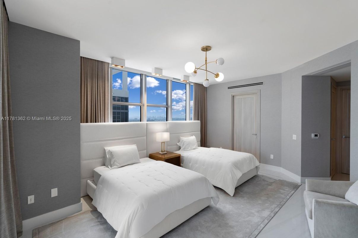 Bedroom, Interior, Pendant Lights, Water