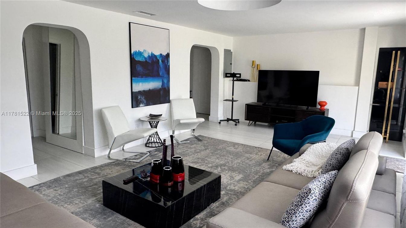 Interior, Living room