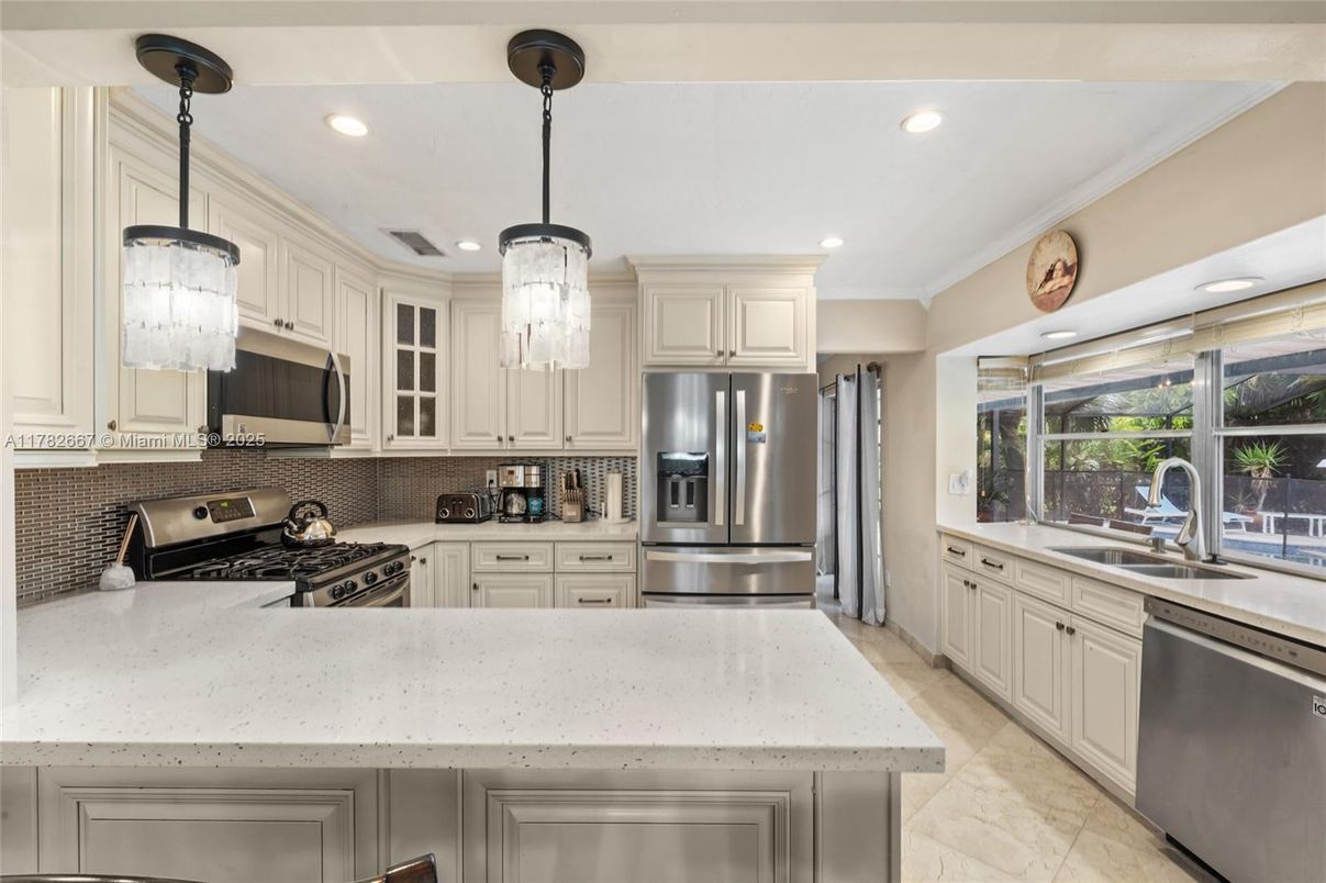 Interior, Kitchen, Pendant Lights, Recessed Lighting, Stainless Steel Appliances