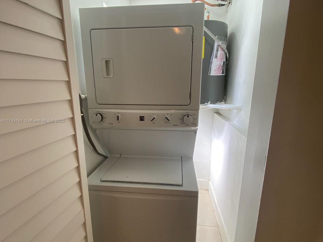Interior, Utility Closets, Washer
