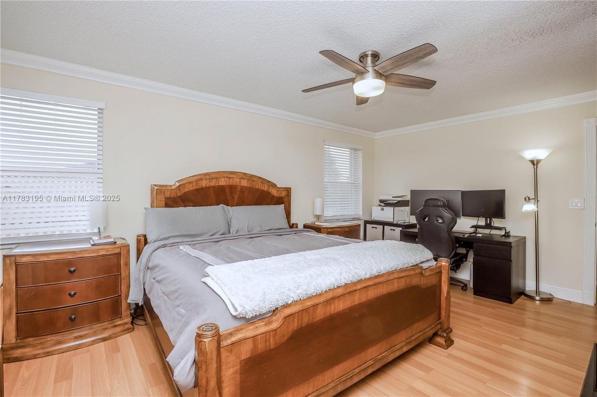 Bedroom, Home Office, Interior, Wood Texture Flooring