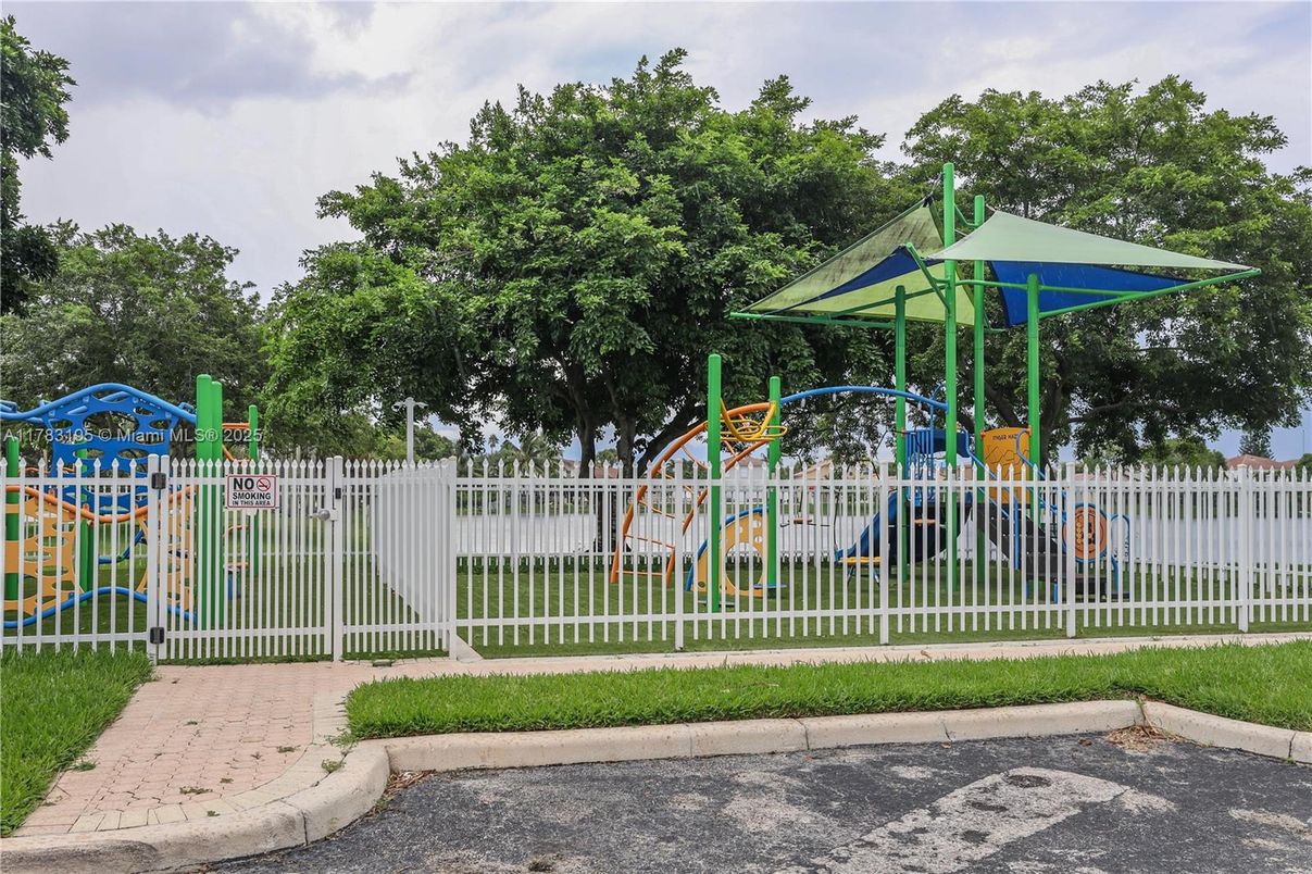 Backyard, Exterior, Playground