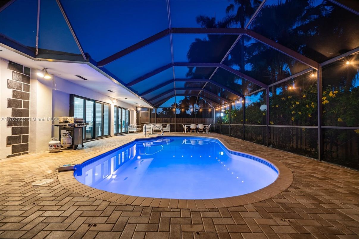 Glass Ceilings, Interior, Pool, Sun Room