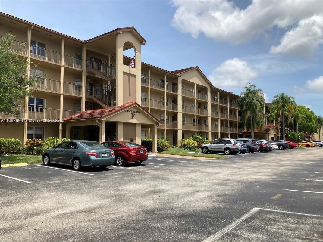 Exterior, Facade, Condo Building